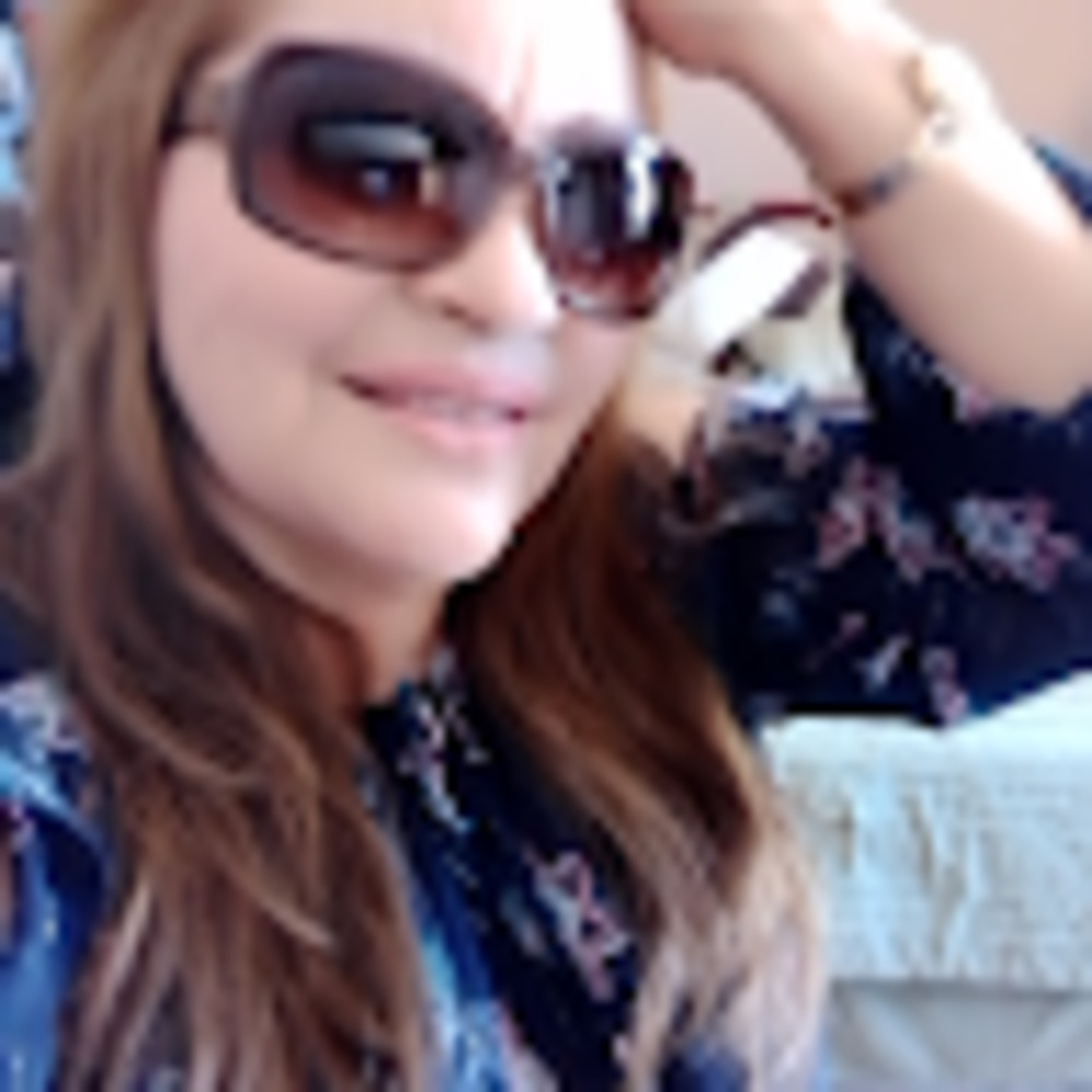 Meet your Posher, Maria felix